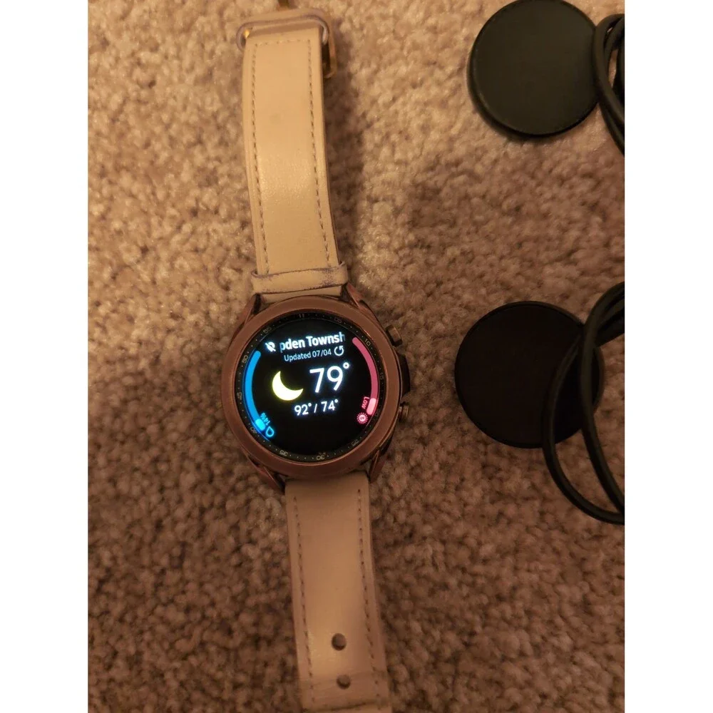 Samsung galaxy watch with 2 charging cords